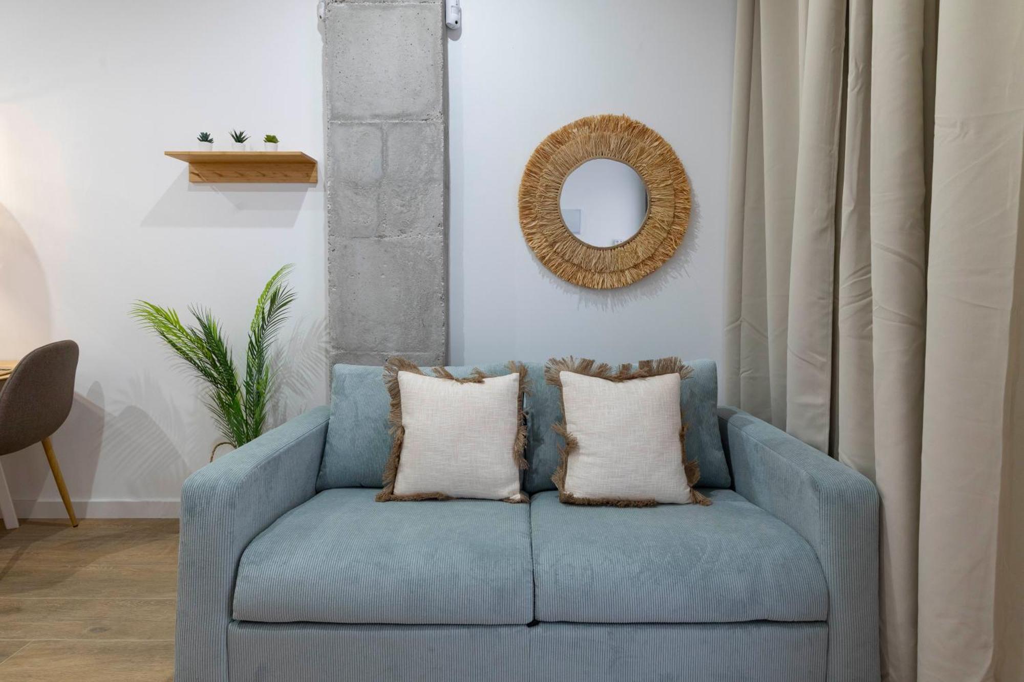 Travel Habitat Mediterranean Suites فالنسيا المظهر الخارجي الصورة