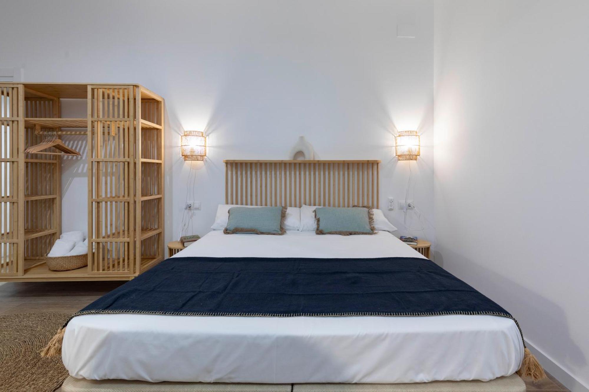 Travel Habitat Mediterranean Suites فالنسيا المظهر الخارجي الصورة