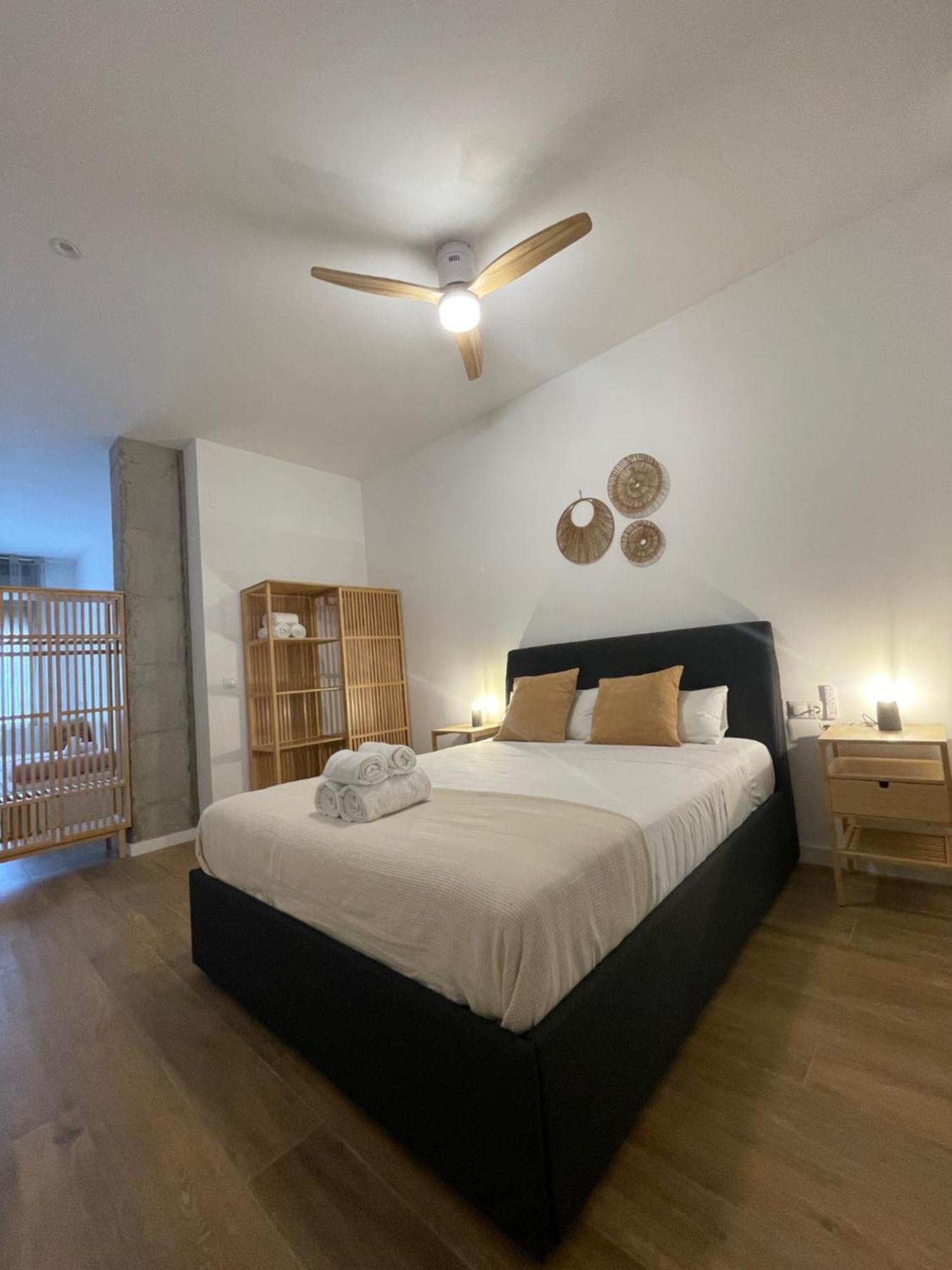 Travel Habitat Mediterranean Suites فالنسيا المظهر الخارجي الصورة