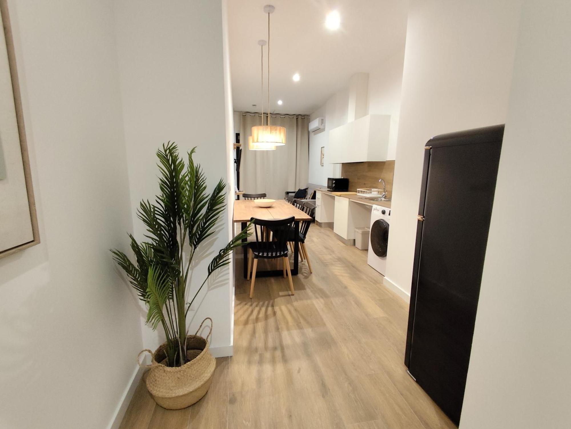 Travel Habitat Mediterranean Suites فالنسيا الغرفة الصورة